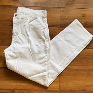 GAP White Girlfriend Mid Rise Jeans 30/10R